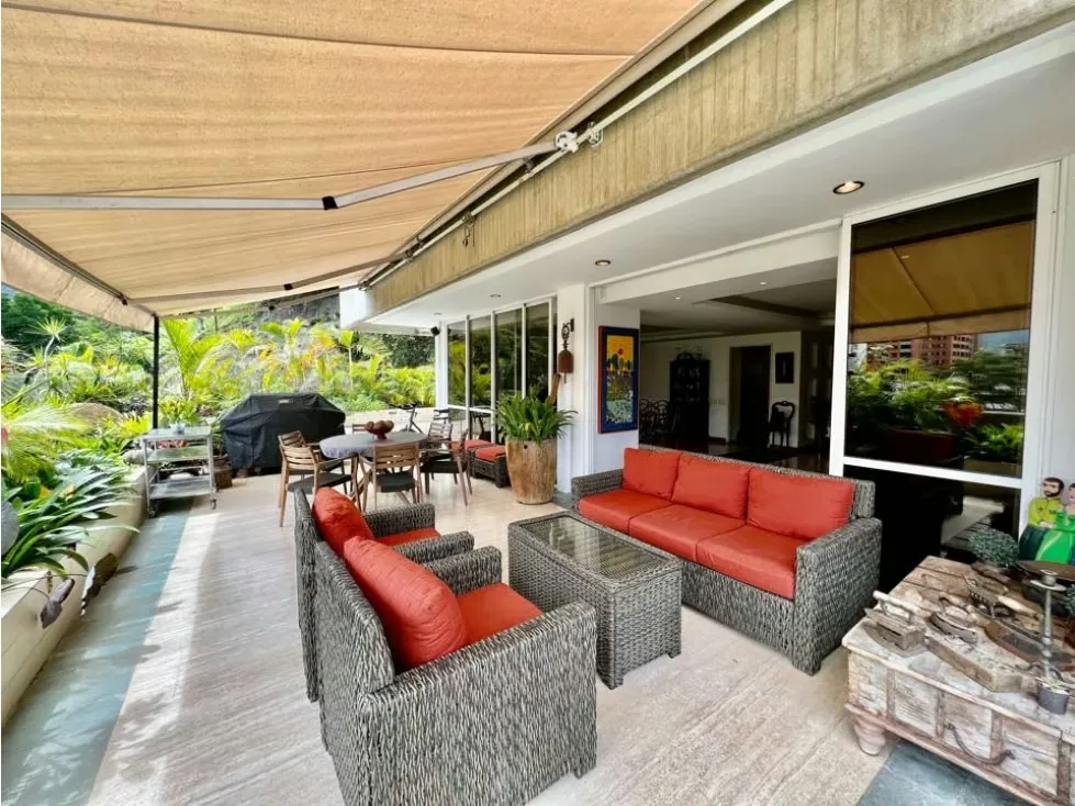 Se vende PB 400m2 + 400m2 terraza 4h+s+e/5B/2p Lomas de las Mercedes - 3