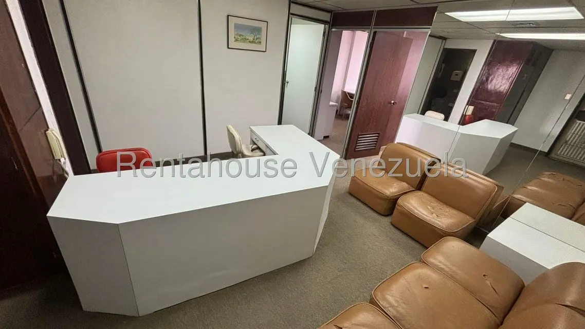 Oficina en Venta en Sabana Grande, Distrito Metropolitano - 2