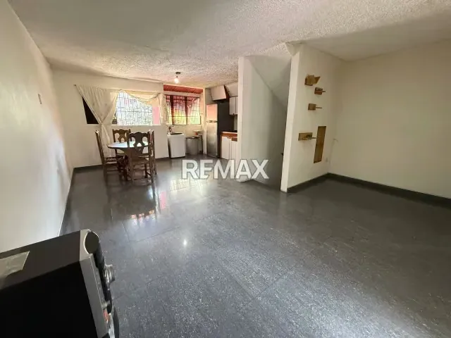 Apartamento Duplex en Caricuao, UD7 - 2