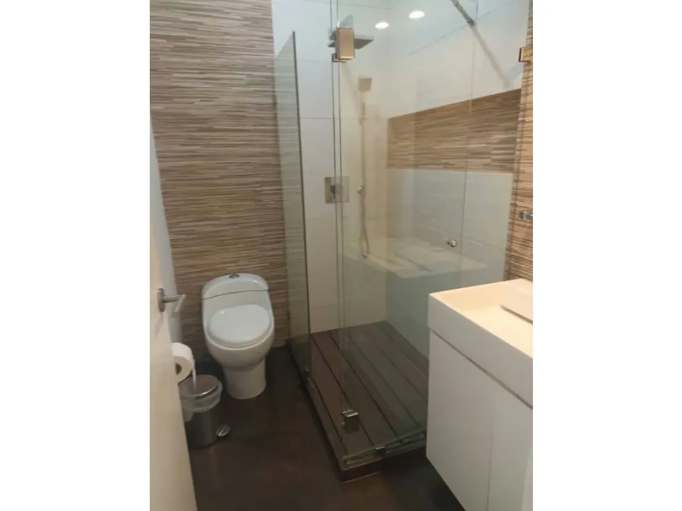 Se vende apartamento tipo PB 340m2 Los Samanes 1446 - 20