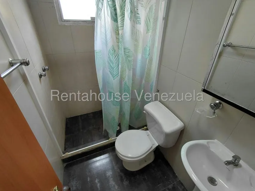 Apartamento (1 Nivel) en Alquiler en Miravila, Distrito Metropolitano - 8