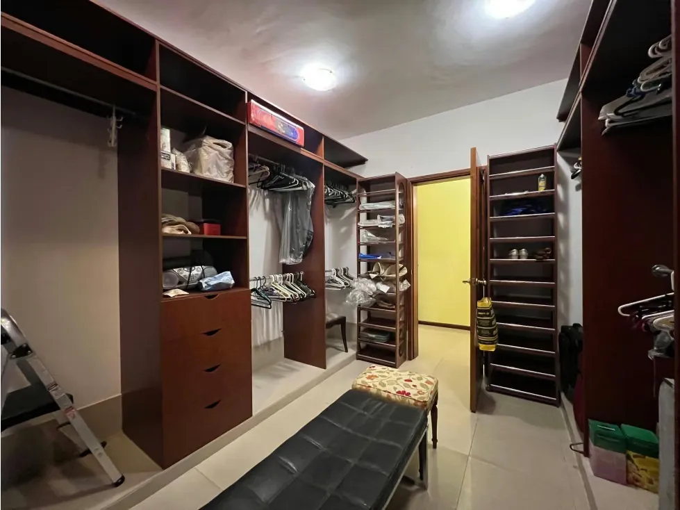 Se vende casa 980m² 6h+3s/7b+2s/4e San Roman - 15