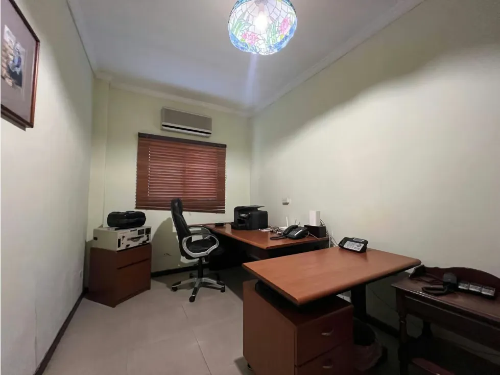 Se vende casa 980m² 6h+3s/7b+2s/4e San Roman - 23