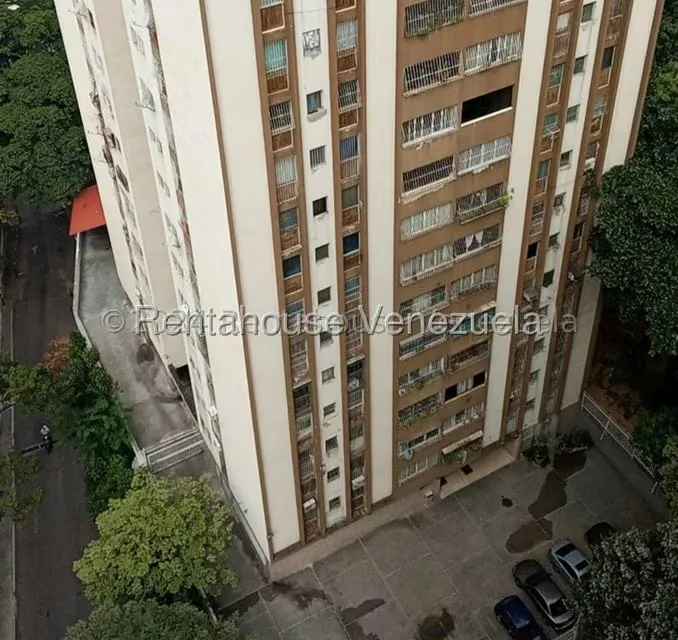 Apartamento (1 Nivel) en Alquiler en El Paraiso, Distrito Metropolitano - 2