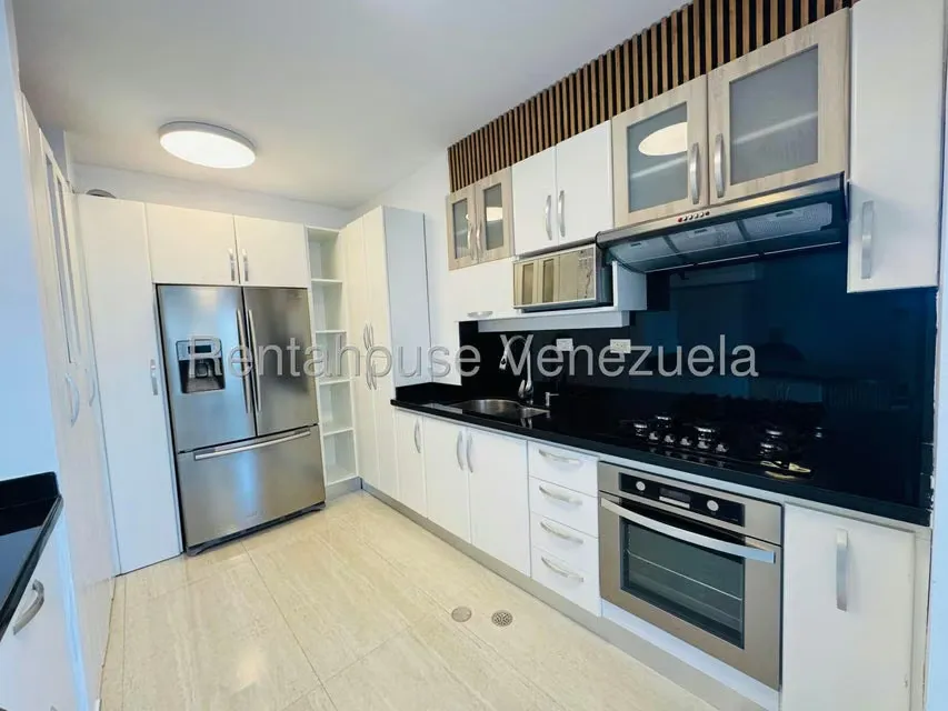 Apartamento (1 Nivel) en Alquiler en Boleita Norte, Distrito Metropolitano - 12