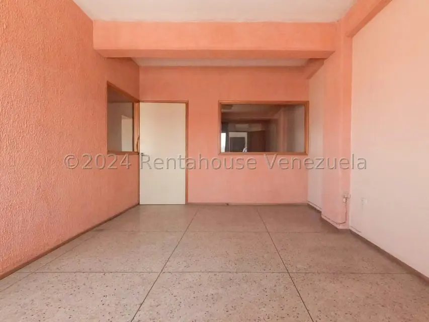 Comercial (Oficina) en Venta en Centro, Lara - 11