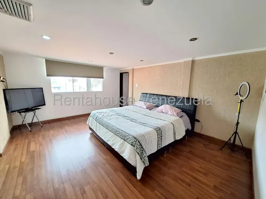 Casa (Duplex) en Venta en Trigal Norte, Carabobo - 29