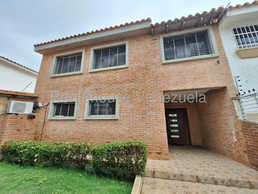 Casa (Duplex) en Venta en Trigal Norte, Carabobo - 3