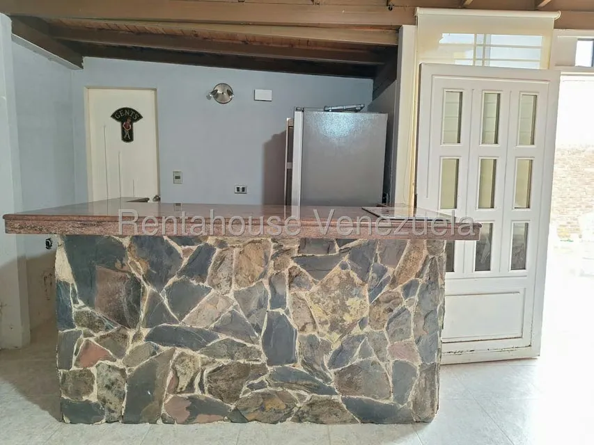 Casa (Duplex) en Venta en Trigal Norte, Carabobo - 39