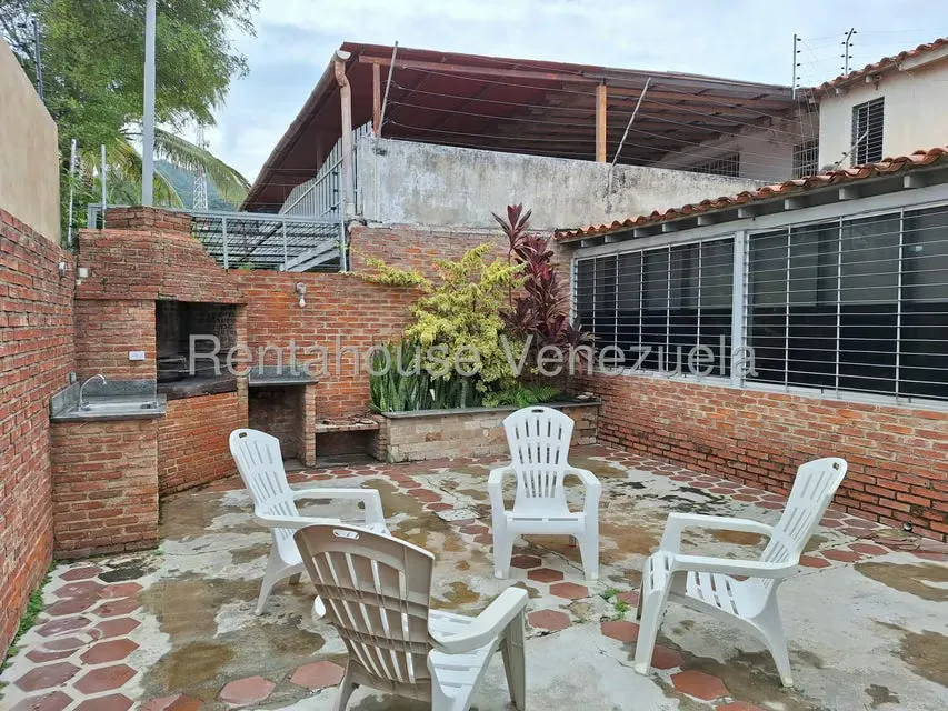 Casa (Duplex) en Venta en Trigal Norte, Carabobo - 42