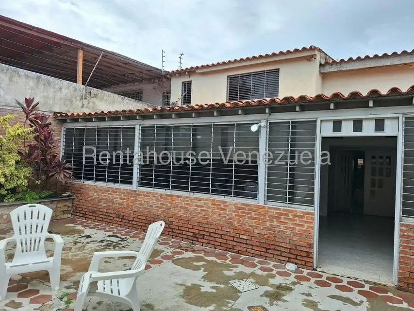 Casa (Duplex) en Venta en Trigal Norte, Carabobo - 43