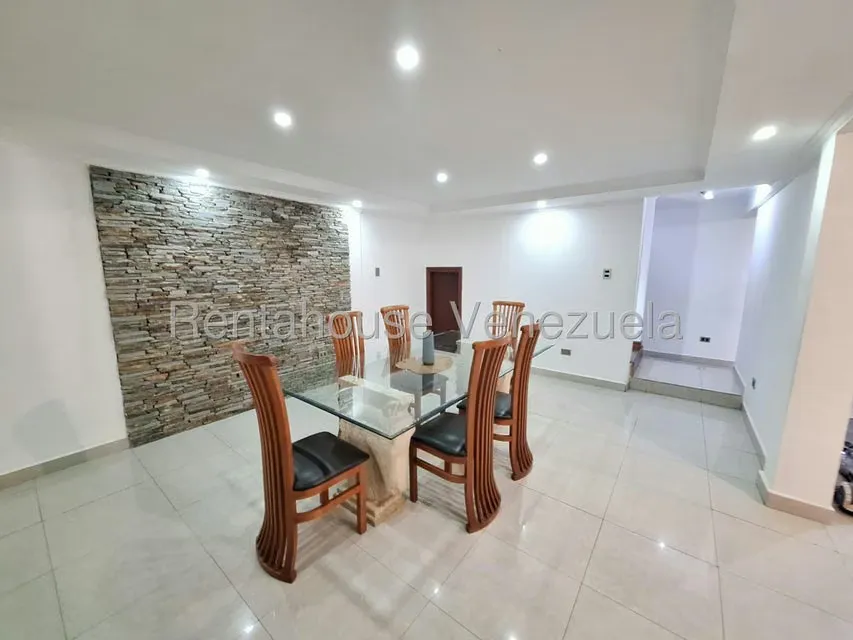 Casa (Duplex) en Venta en Trigal Norte, Carabobo - 9