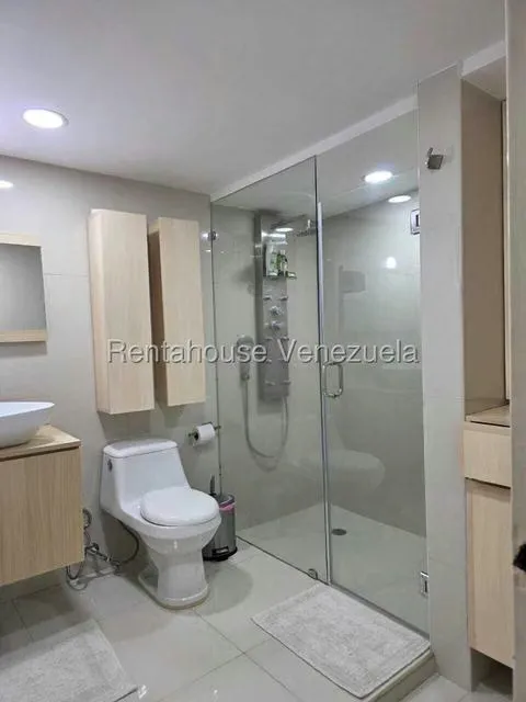 Apartamento (1 Nivel) en Venta en Lomas del Sol, Distrito Metropolitano - 13