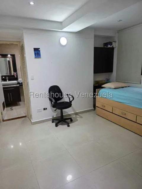 Apartamento (1 Nivel) en Venta en Lomas del Sol, Distrito Metropolitano - 16