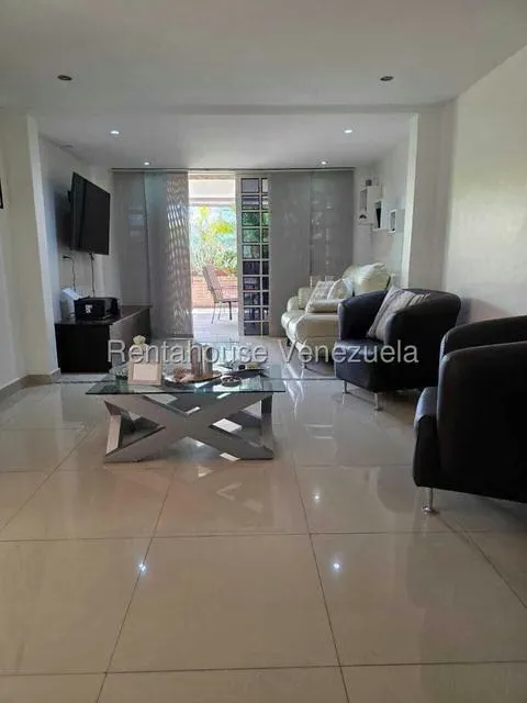 Apartamento (1 Nivel) en Venta en Lomas del Sol, Distrito Metropolitano - 9