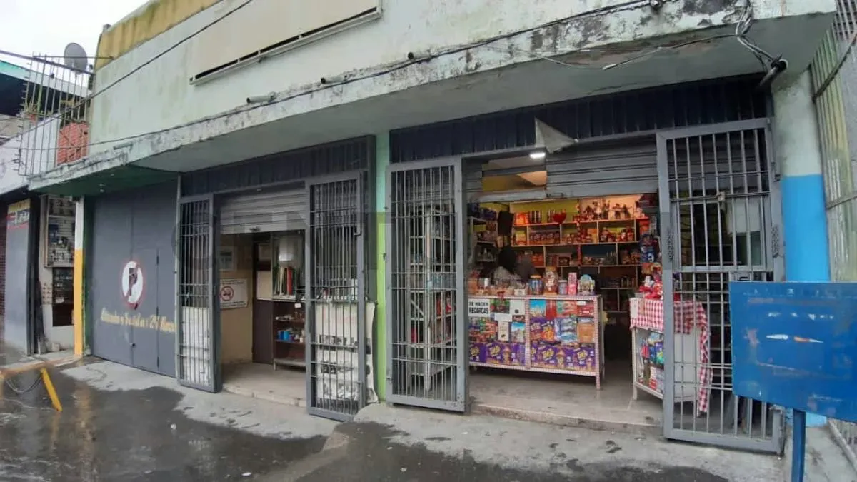 En Venta Galpón en Catia. Gato Negro