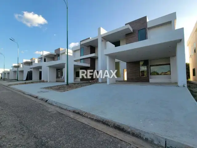 Se vende Town House en la urbanización San Miguel, Maturín, Monagas