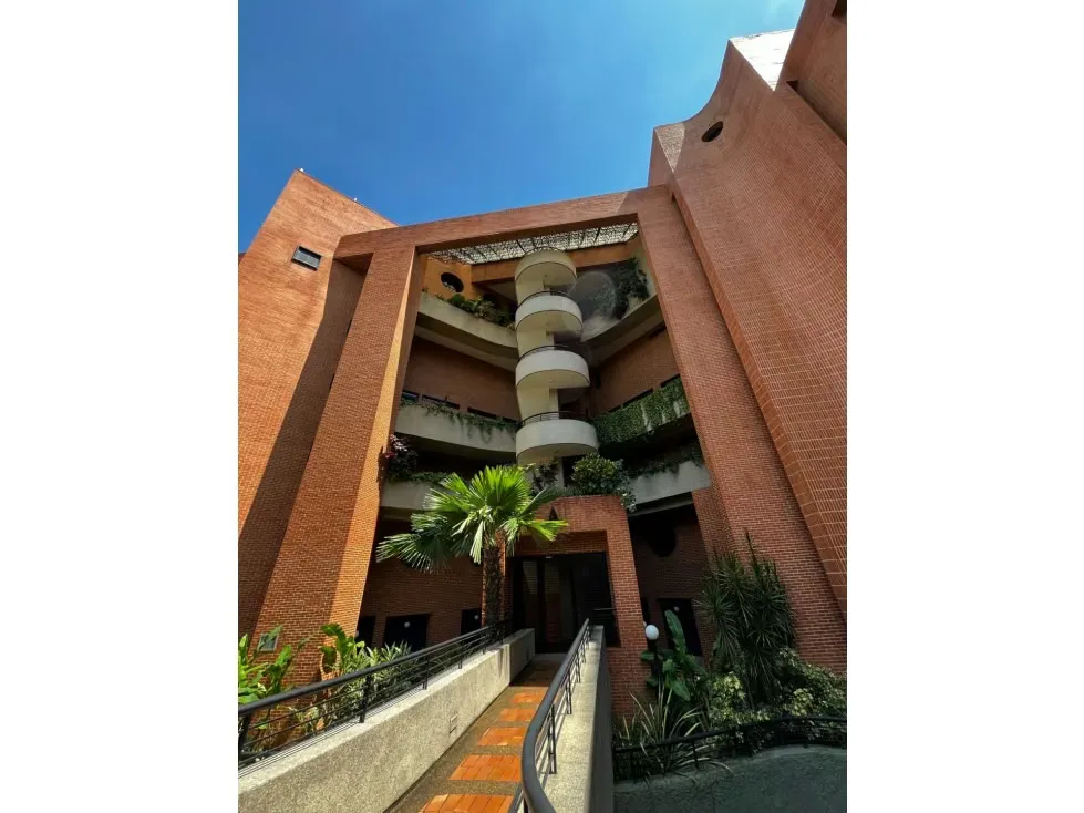 Alquilo apartamento Ph amoblado 350m2 La Castellana 5762
