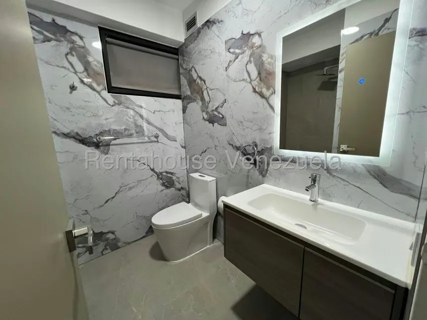 Apartamento (1 Nivel) en Venta en Lomas de La Alameda, Distrito Metropolitano - 35