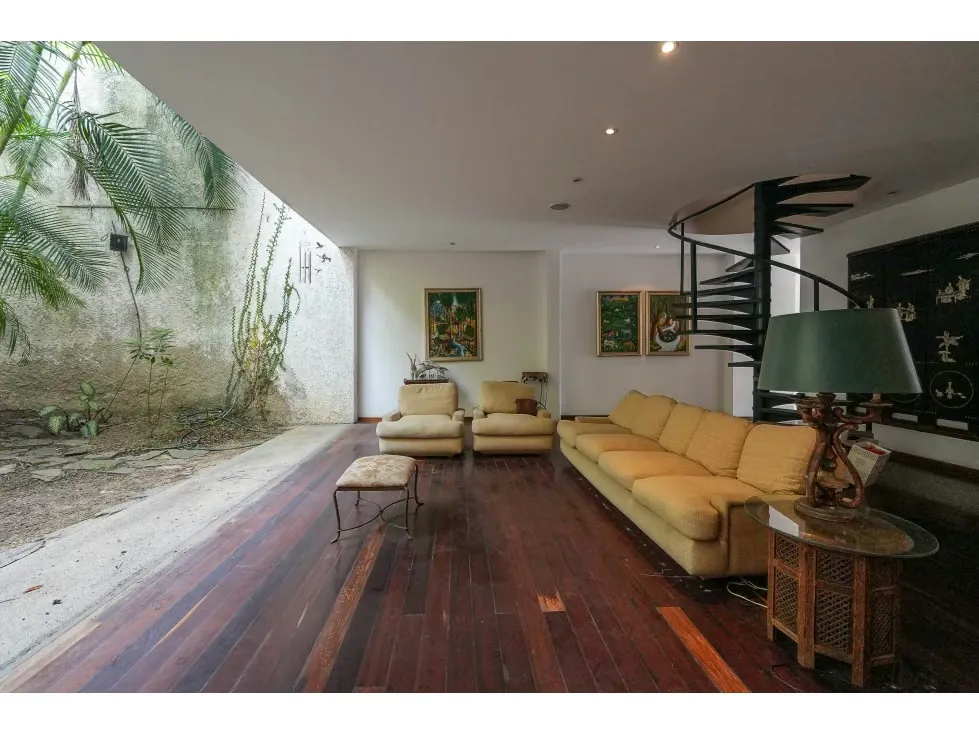 CASA DE DISEÑO ÚNICO EN SANTA INÉS 470mt 3H + ESTUDIO 5,5B 6E - 3