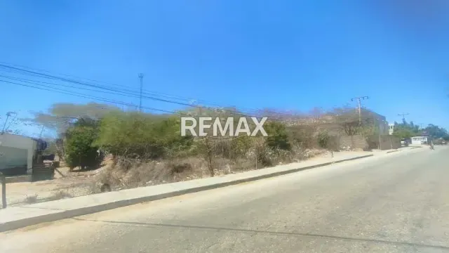 TERRENO CON POTENCIAL PARA LOCAL COMERCIAL EN EL GUAMACHE - 6