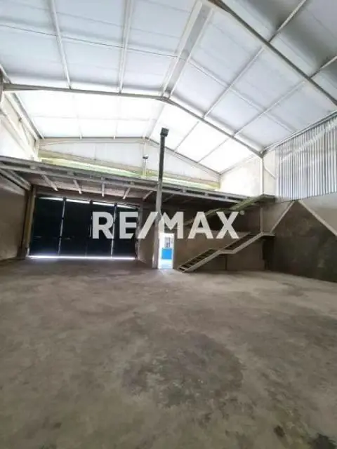 Galpon en venta Av. Intercomunal
