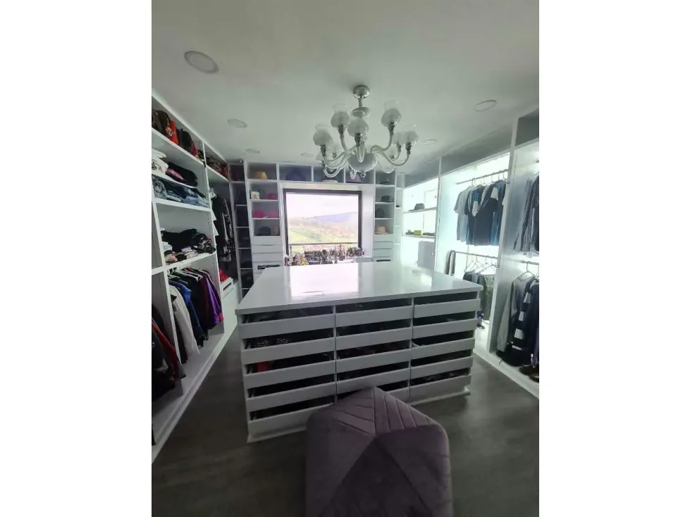 Venta PH 550+80m2 Colinas de San Roman 6878 - 21