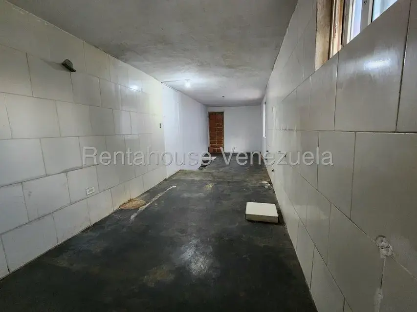 Local Comercial en Alquiler en La Esmeralda, Carabobo - 13