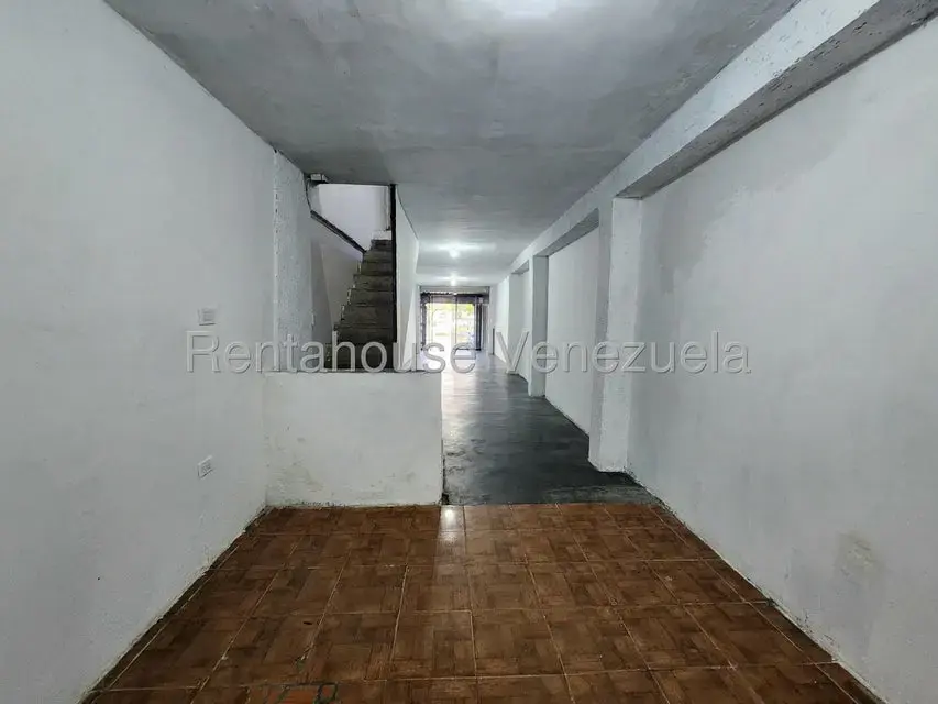 Local Comercial en Alquiler en La Esmeralda, Carabobo - 7