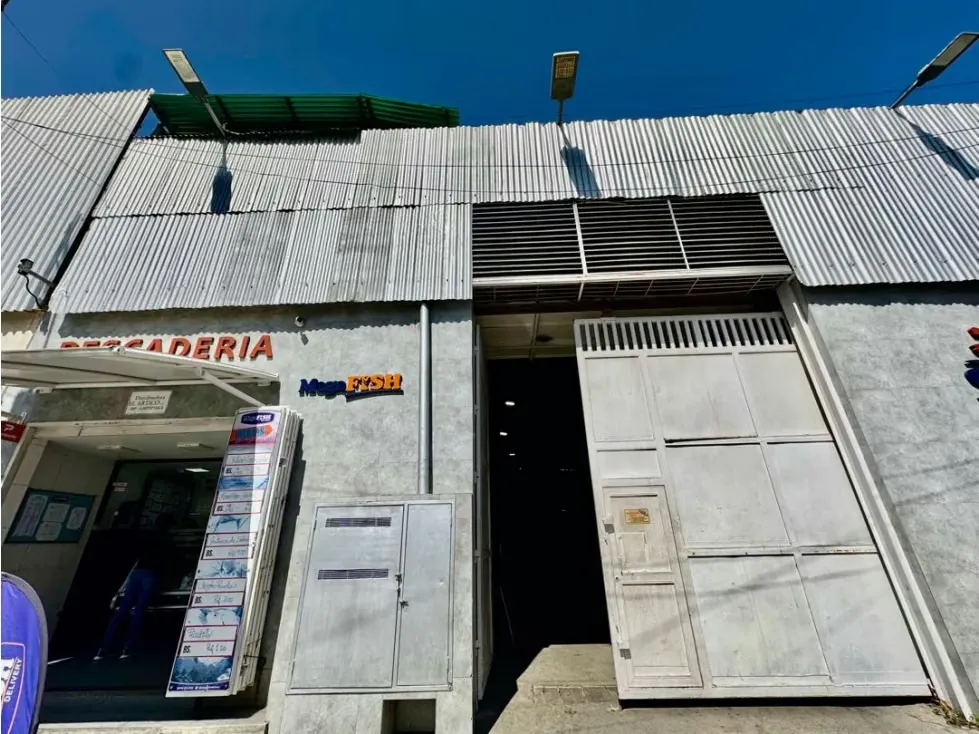 Se vende parcela + fábrica de hielo Catia La Mar - 7