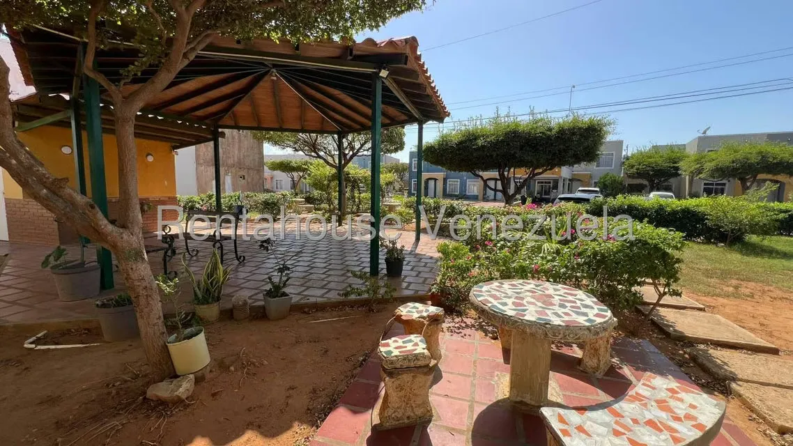 Townhouse (1 Nivel) en Venta en Camino de la Lagunita, Zulia - 20