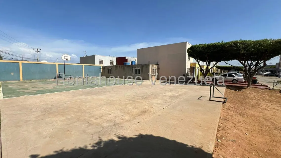 Townhouse (1 Nivel) en Venta en Camino de la Lagunita, Zulia - 22