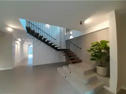 View 16