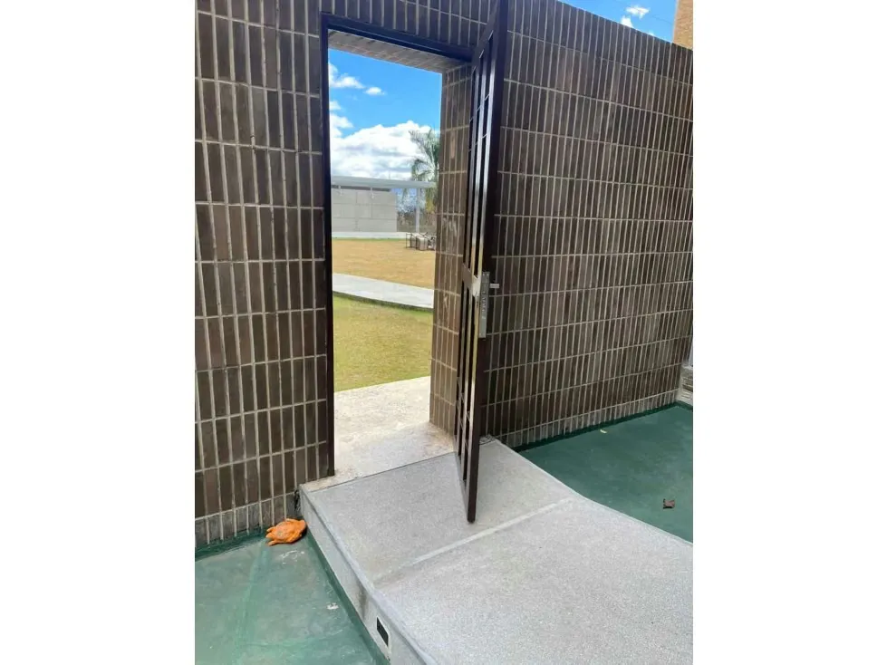 Vendo PB duplex 335m2 La Castellana 8483 - 18