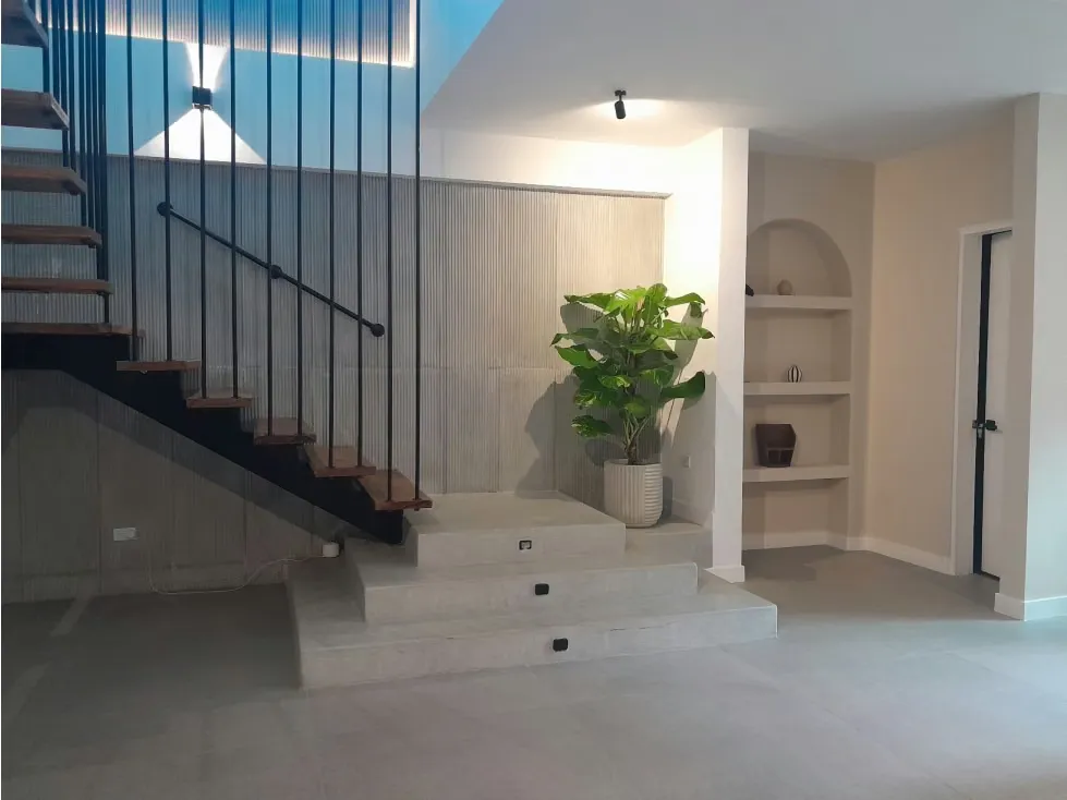 Vendo PB duplex 335m2 La Castellana 8483 - 3