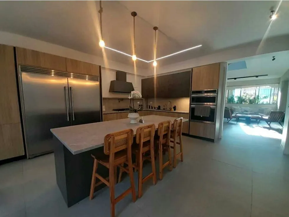 Vendo PB duplex 335m2 La Castellana 8483 - 36