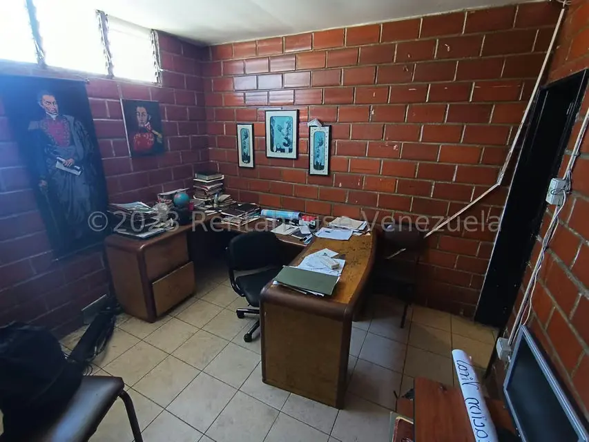Comercial (Edificio) en Alquiler en Guarenas, Miranda - 37