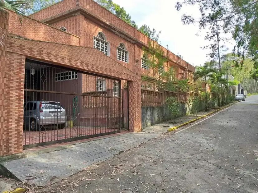 Casa (Multipes Niveles) en Venta en Mirador Panamericano, Miranda