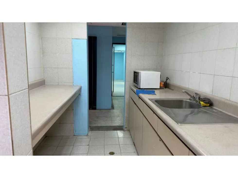 Casa Comercial en Alquiler en Los Palos Grandes 363m2 - 13