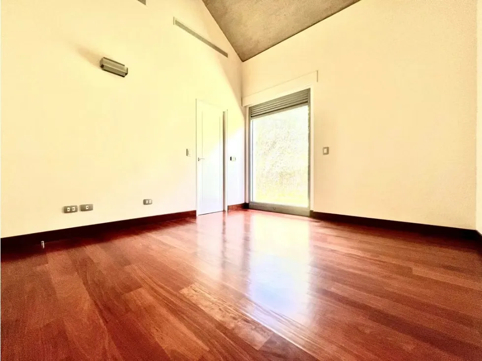 Casa en venta a estrenar con piscina en La Lagunita - 18