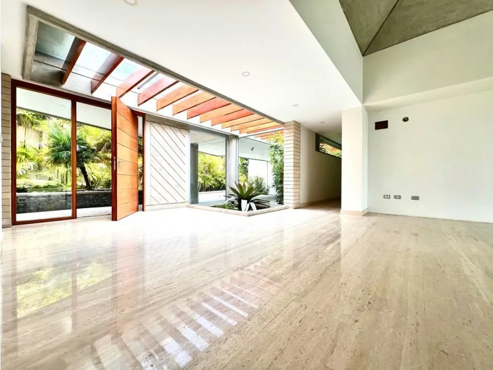 Casa en venta a estrenar con piscina en La Lagunita - 8