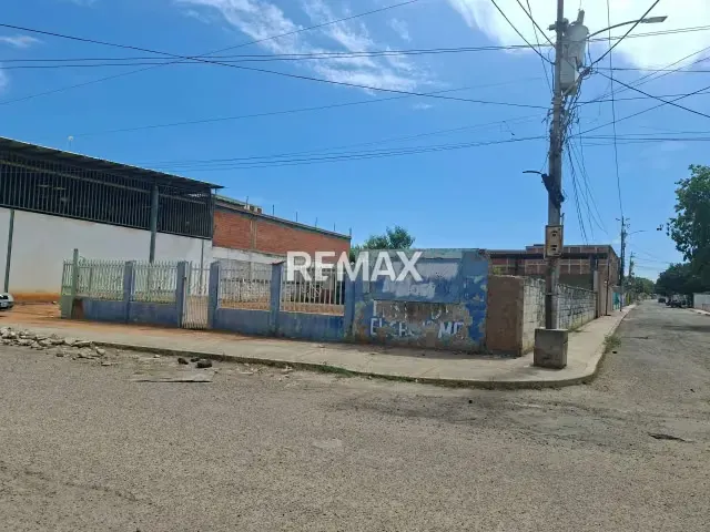 TERRENO EN ALQUILER EN LA VICTORIA