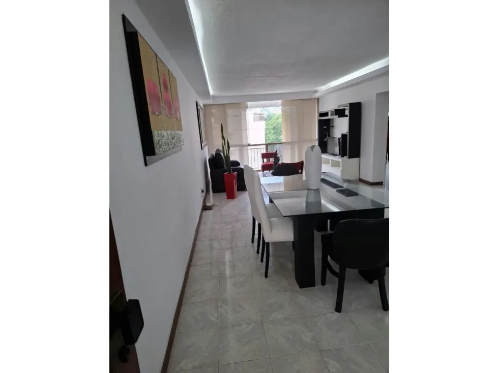 Alquiler Apartamento en Los Palos Grandes - 2