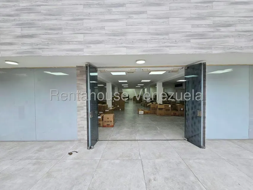 Local Comercial en Venta en Santa Eduvigis, Distrito Metropolitano - 3