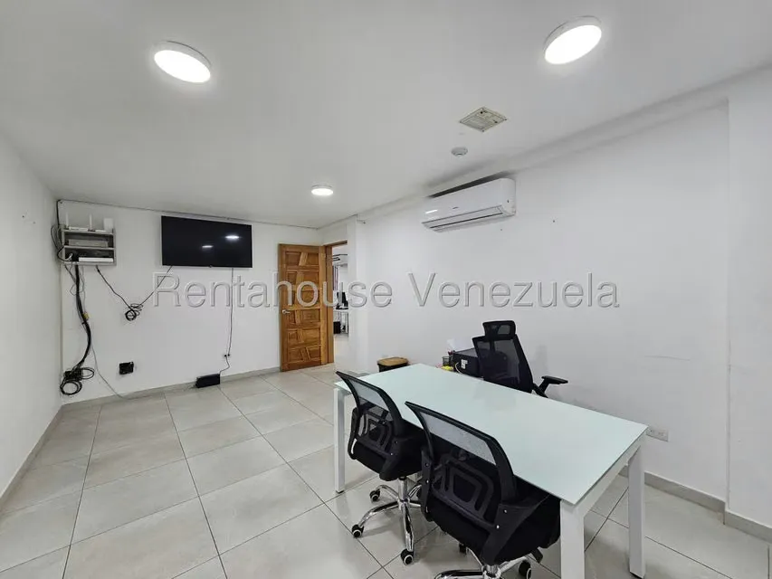 Local Comercial en Venta en Santa Eduvigis, Distrito Metropolitano - 32