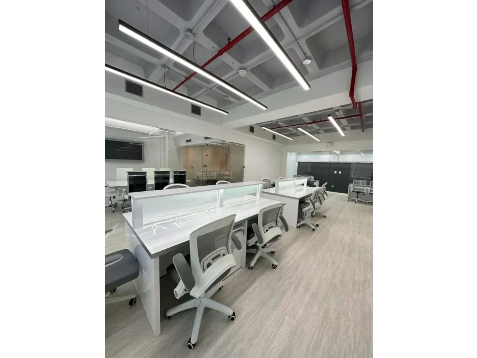 OFICINA EN VENTA 125 M2 - URB. LOS NARANJOS DEL CAFETAL