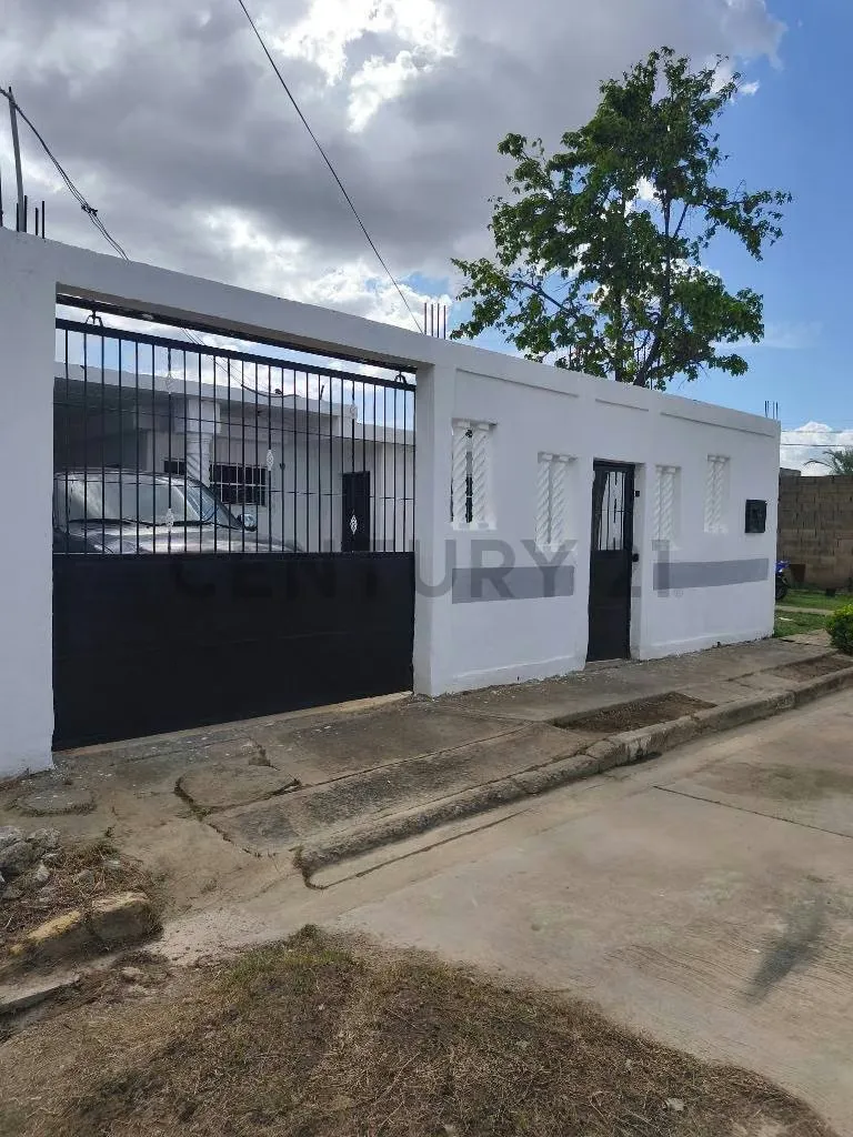 Casa economica en Santa Cruz de Aragua