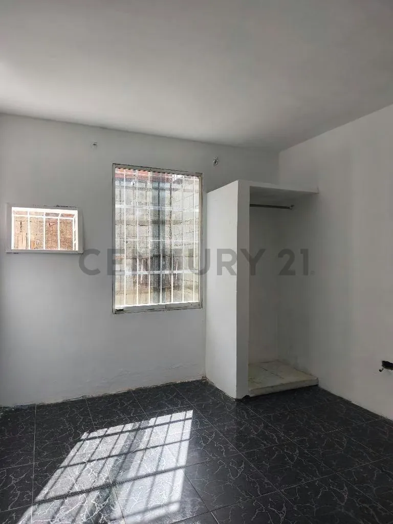Casa economica en Santa Cruz de Aragua - 9