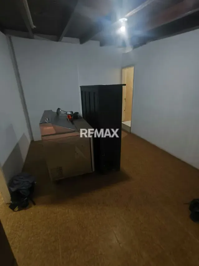 El Cafetal ALQUILO Anexo a casa como depósito 63m2 un baño - 4