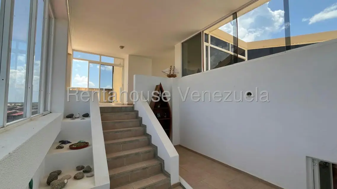 Apartamento (Penthouse) en Venta en Higuerote, Miranda - 17